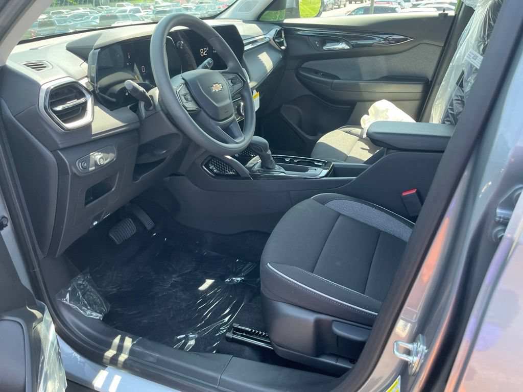 New 2026 Chevrolet TrailBlazer LT FWD image 5