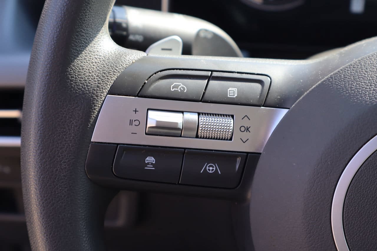 Used 2025 Hyundai Sonata SEL FWD image 11