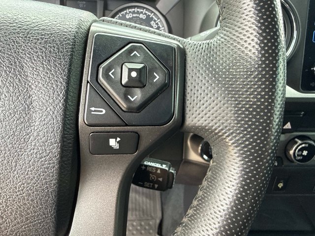Used 2016 Toyota Tacoma TRD Sport w/ Towing Package RWD image 30