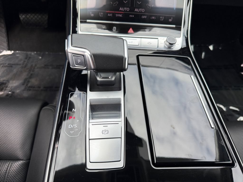 Used 2023 Audi A8 L 3.0T AWD/4WD image 19