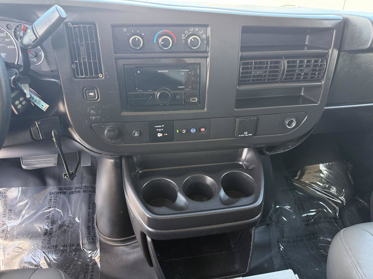 Used 2020 Chevrolet Express 3500 w/ Power Convenience Package RWD image 19