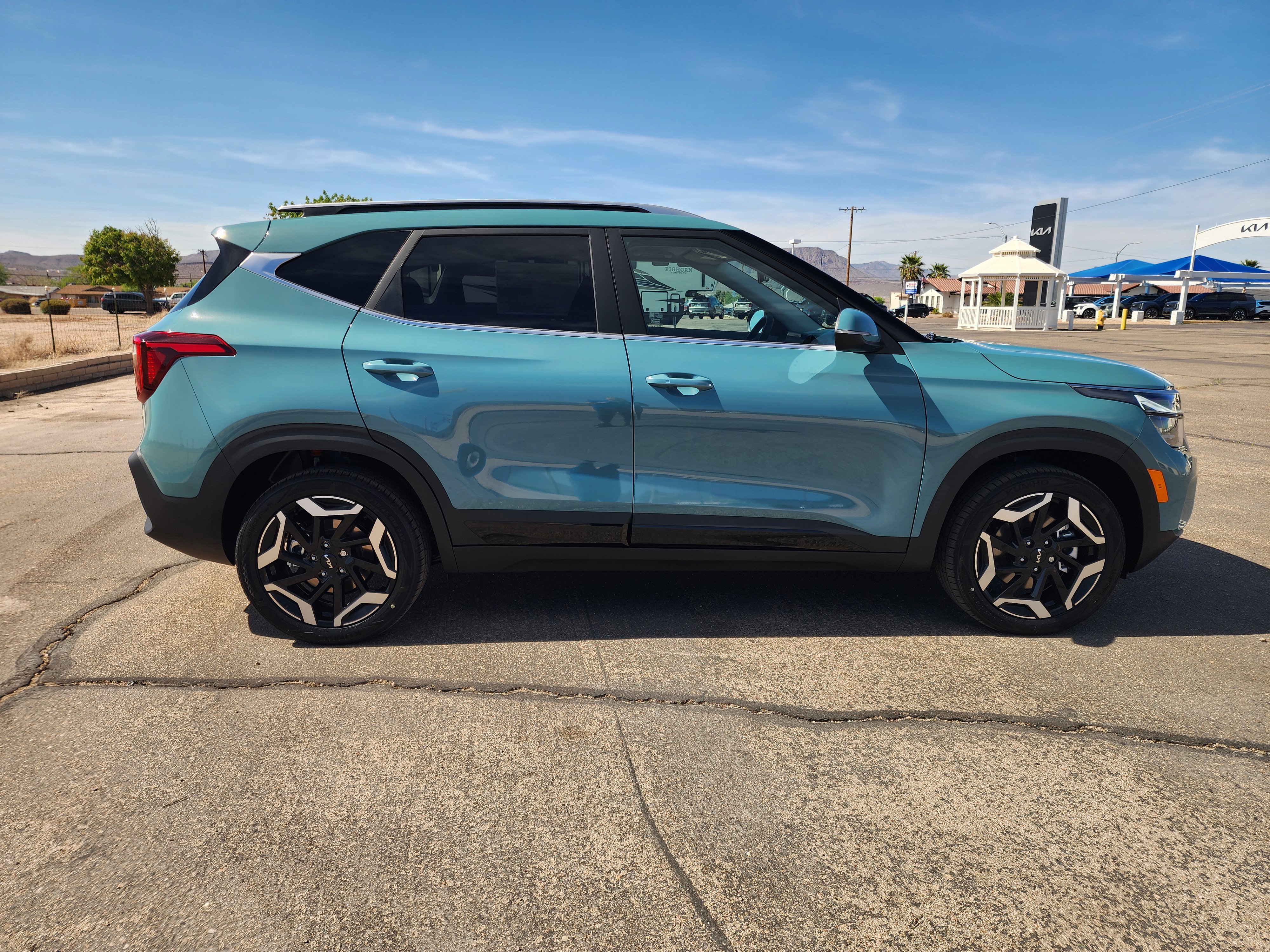 New 2026 Kia Seltos SX image 4