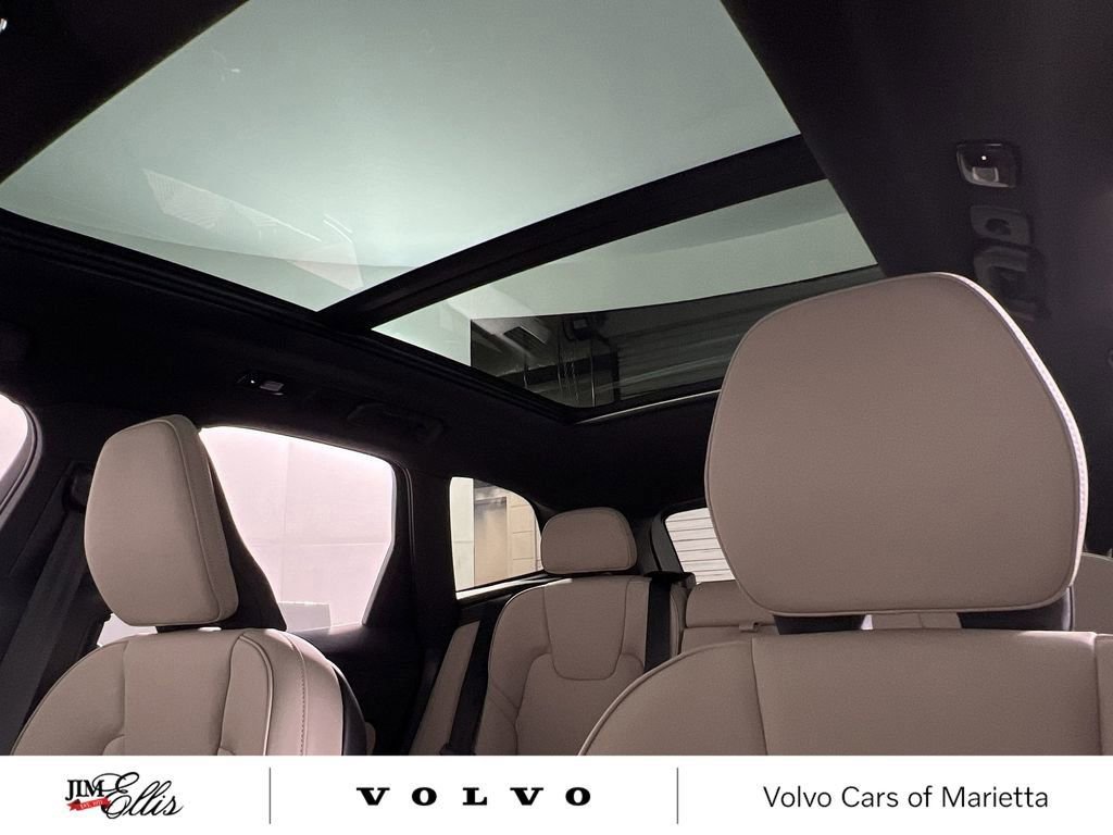 New 2026 Volvo XC60 B5 Plus w/ Protection Package Premier image 13