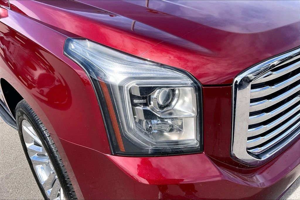 Used 2017 GMC Yukon XL SLT w/ Premium Edition image 42