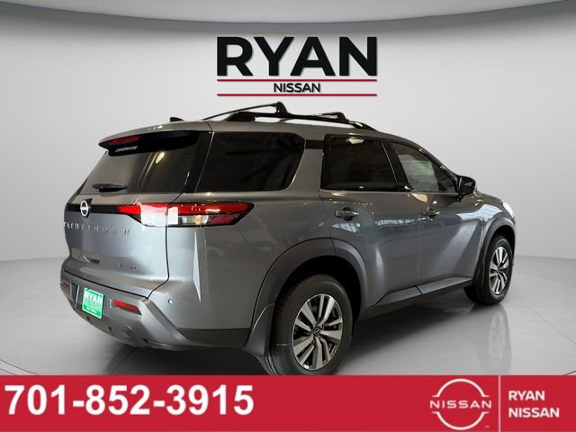 New 2026 Nissan Pathfinder SL image 5