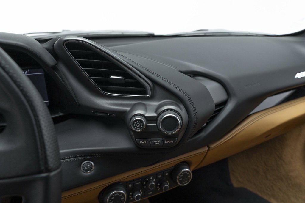 Used 2016 Ferrari 488 GTB image 26