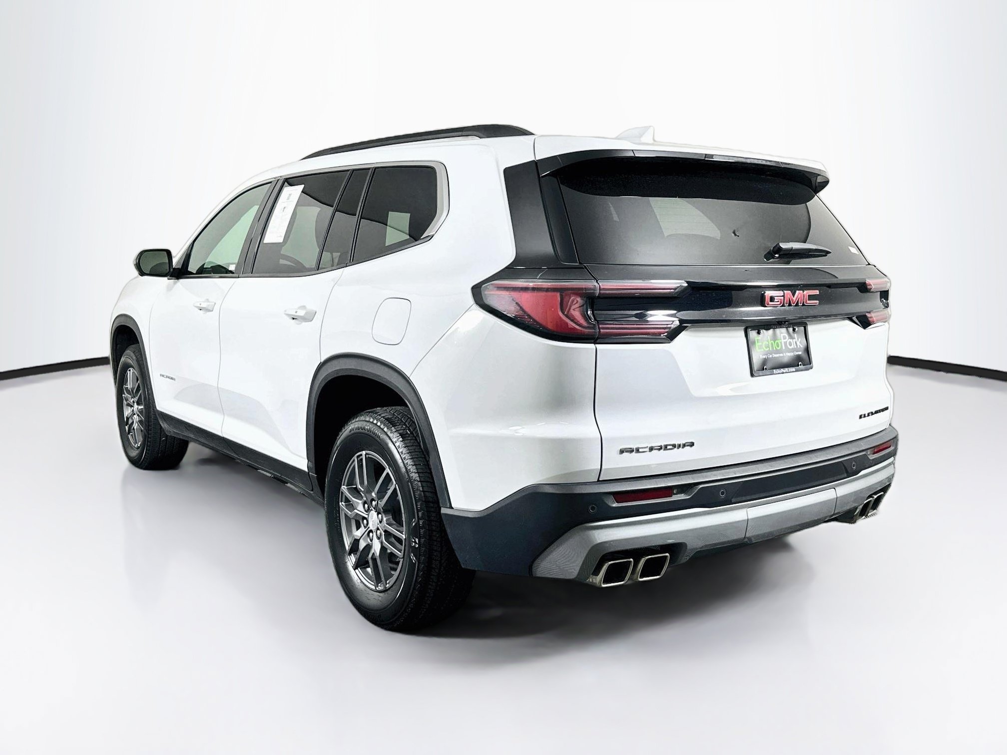 Used 2025 GMC Acadia Elevation FWD image 5