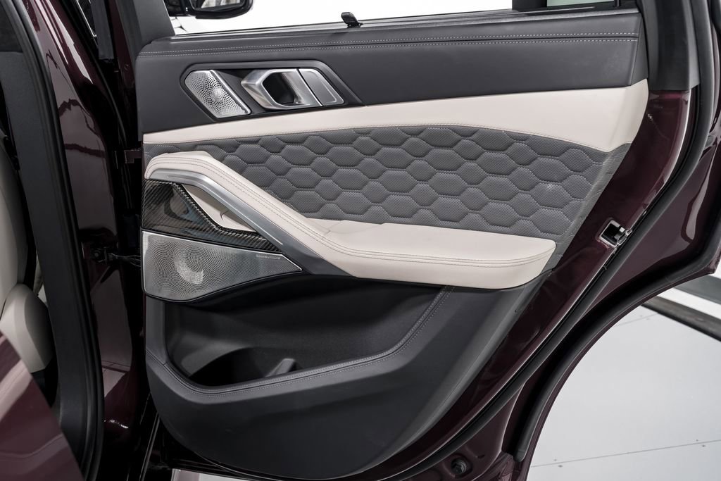 Used 2024 BMW X6 M Competition w/ Executive Package image 30