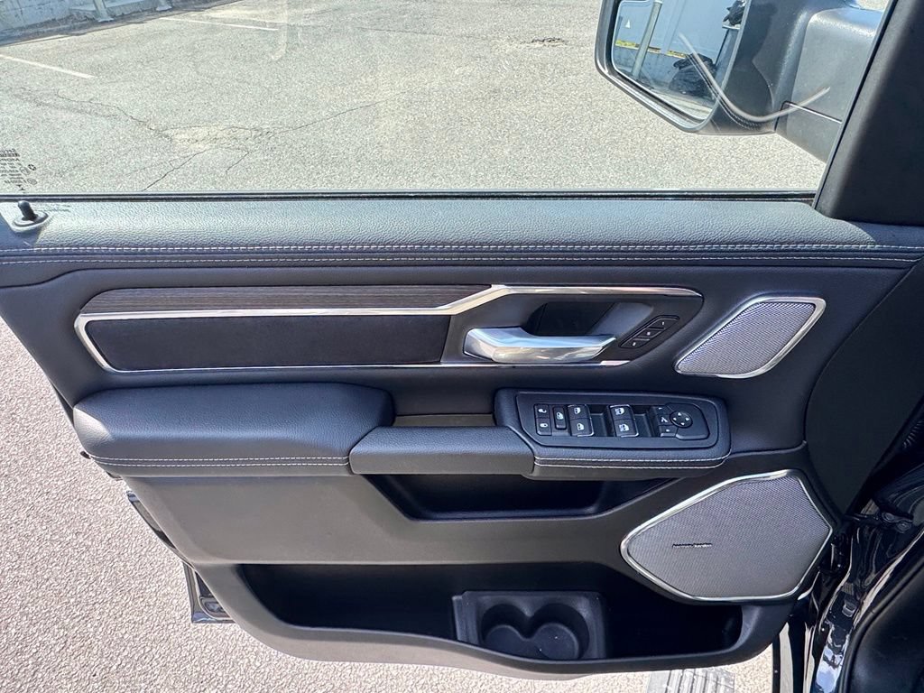 New 2026 RAM 1500 Laramie w/ Night Edition AWD/4WD image 10