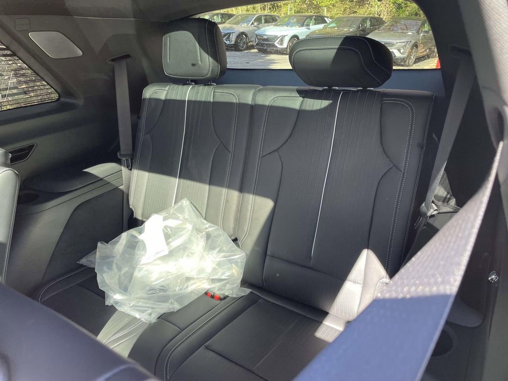 New 2026 Cadillac Vistiq Sport image 12