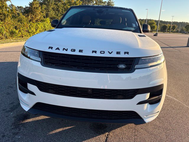 Certified 2025 Land Rover Range Rover Sport Dynamic SE AWD/4WD image 11