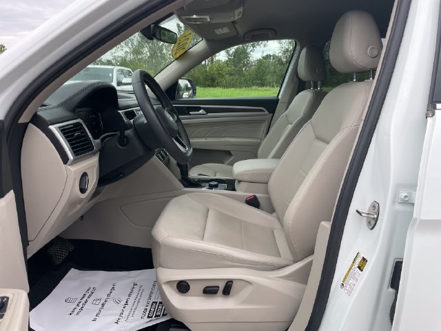 Used 2023 Volkswagen Atlas SE AWD/4WD image 19