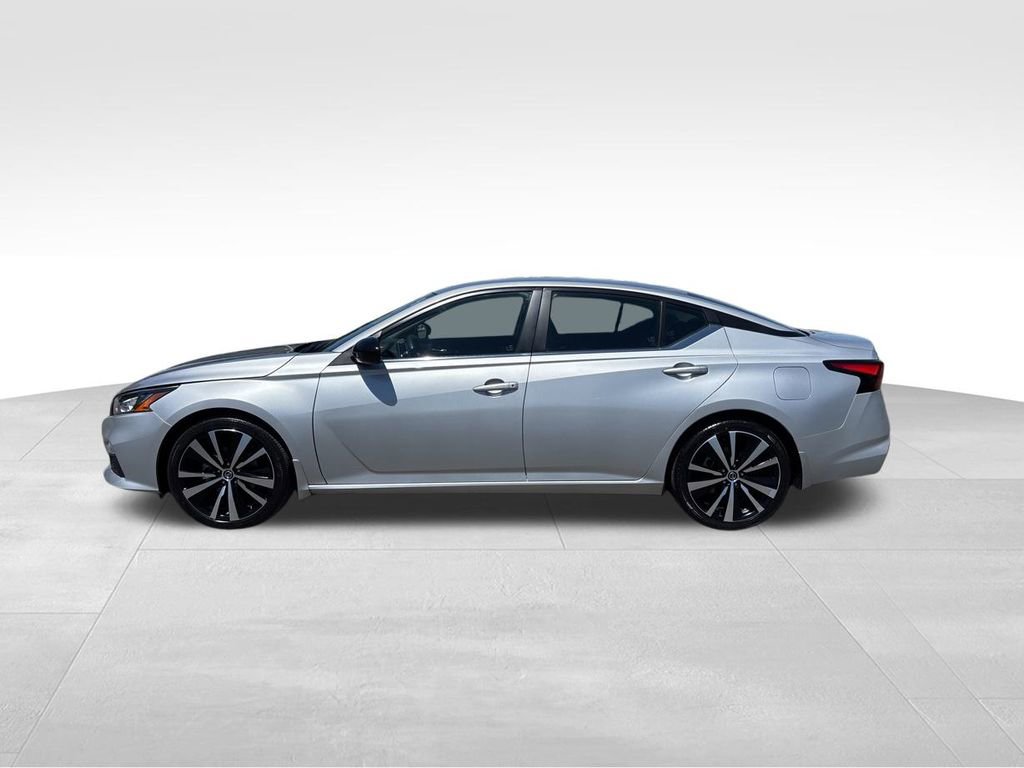 Used 2022 Nissan Altima 2.5 SR image 4
