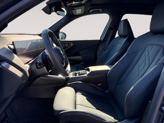 Certified 2025 BMW X3 xDrive30i w/ Premium Package image 9