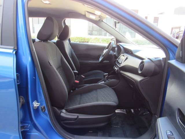 Used 2021 Nissan Kicks S image 16