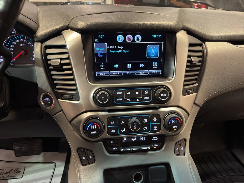 Used 2015 Chevrolet Suburban LT w/ Luxury Package image 19