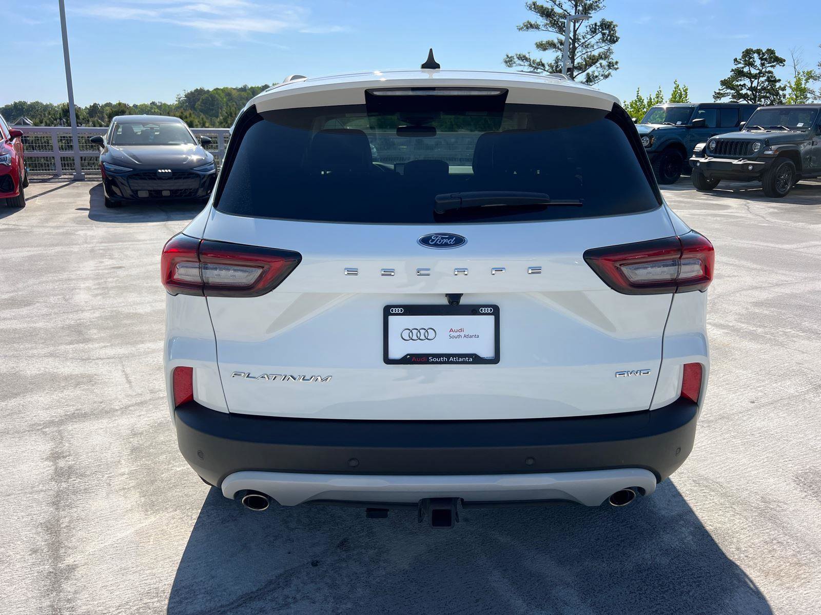 Used 2023 Ford Escape Platinum w/ Premium Technology Package AWD/4WD image 6