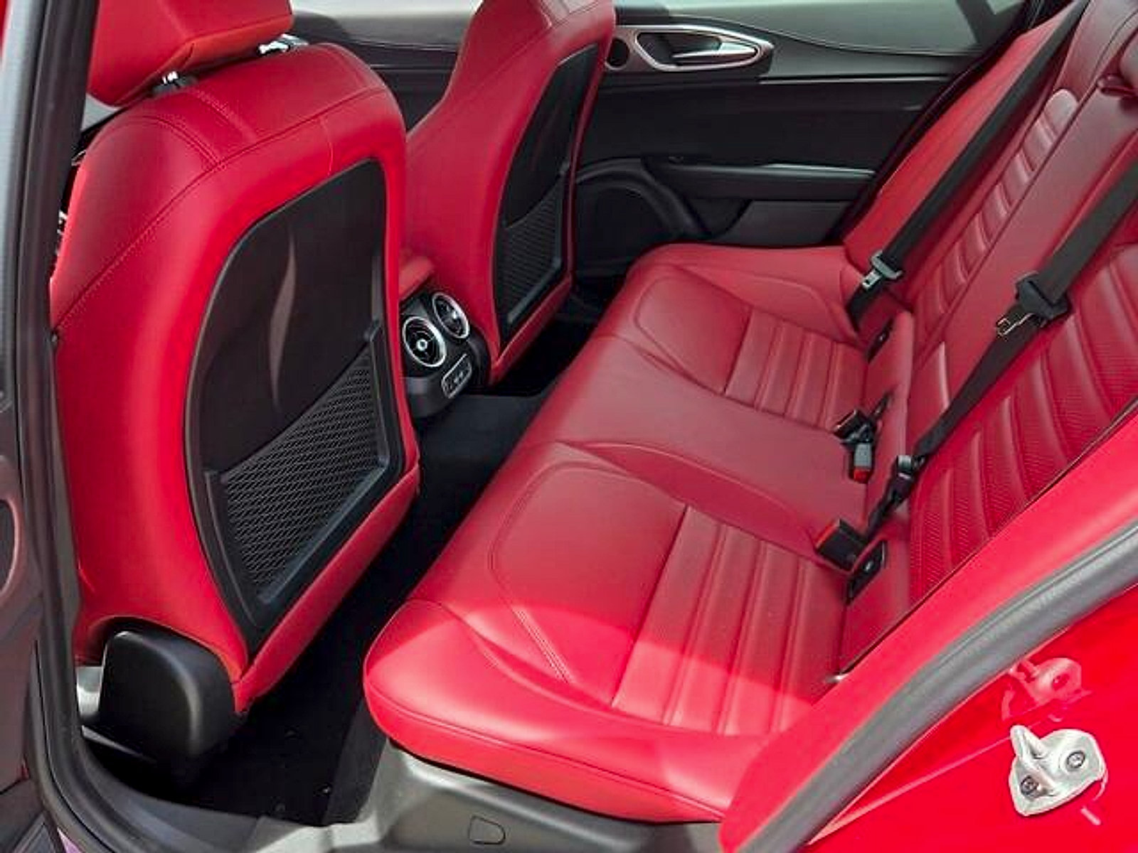 New 2025 Alfa Romeo Giulia RWD image 6