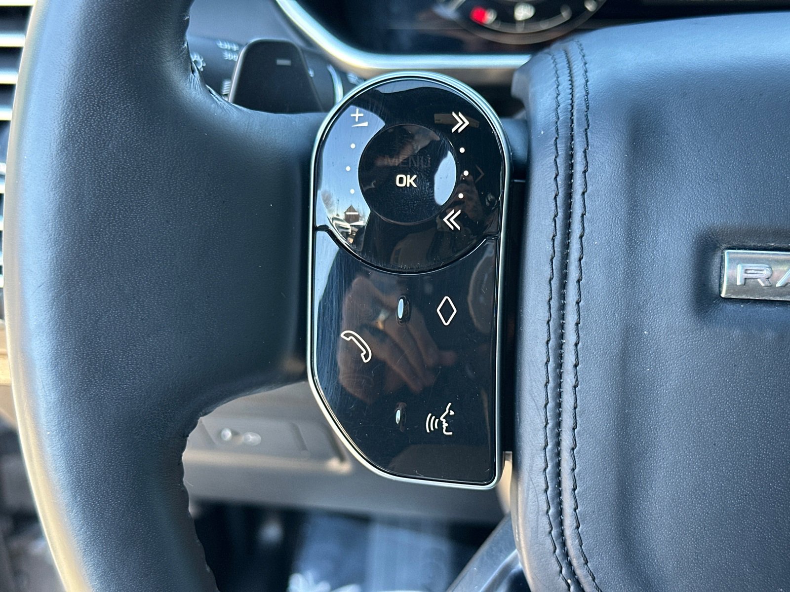 Used 2022 Land Rover Range Rover P525 Westminster Edition image 28