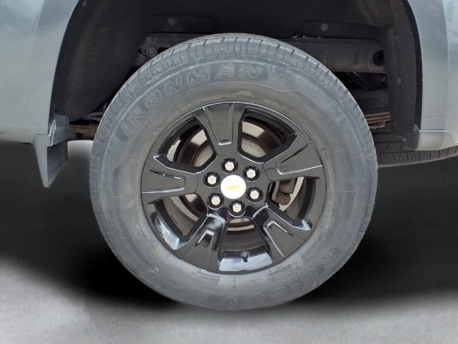 Used 2016 Chevrolet Colorado Z71 AWD/4WD image 3