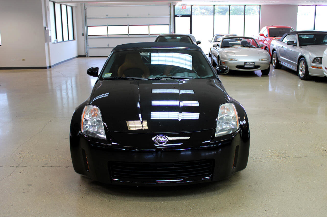Used 2004 Nissan 350Z Touring image 9