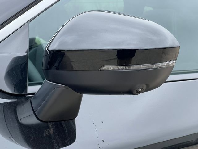 New 2026 Nissan Rogue Platinum image 38