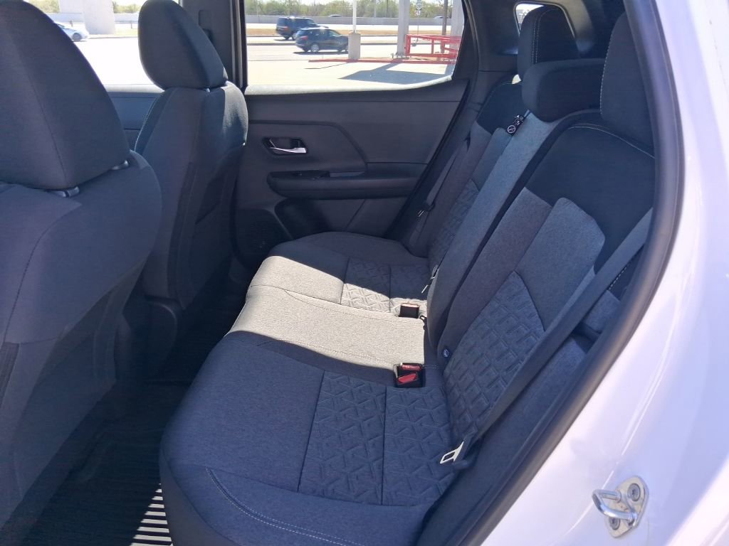 New 2026 Nissan Kicks SV w/ SV Premium Package image 24