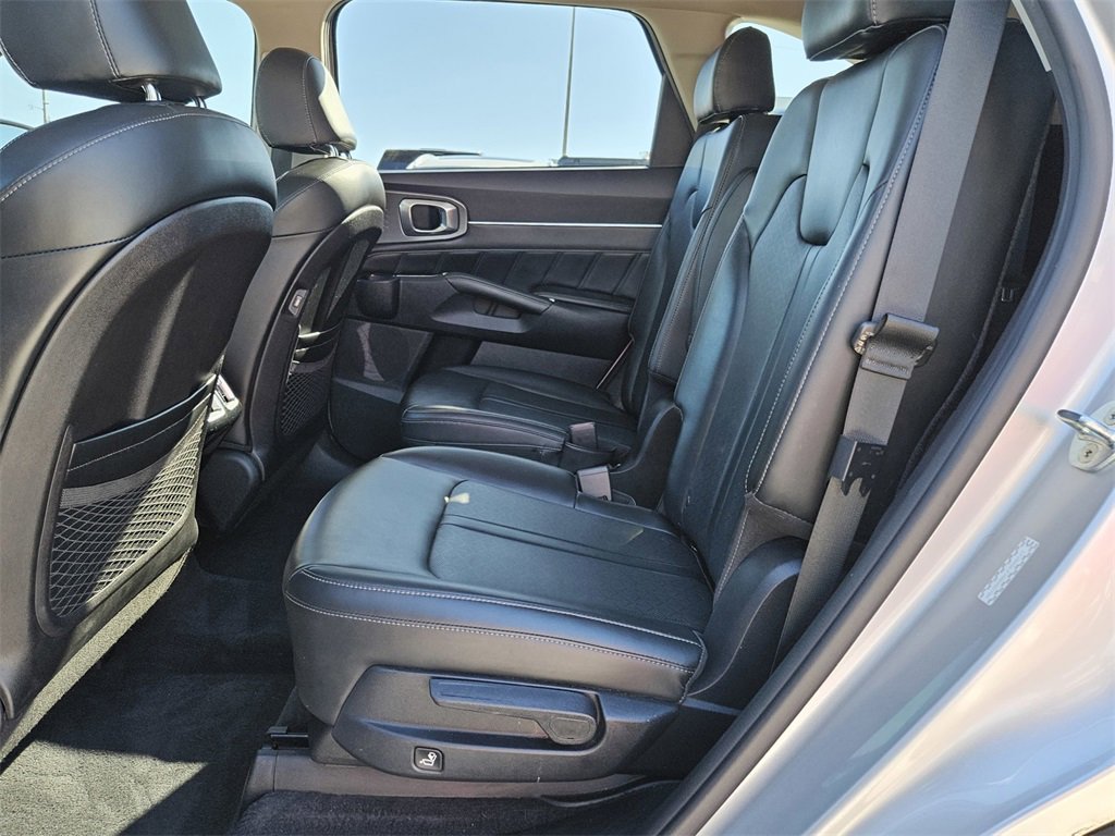 Used 2021 Kia Sorento SX image 24