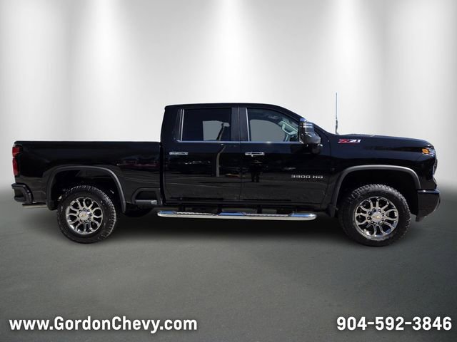 New 2026 Chevrolet Silverado 3500 LT w/ Z71 Chrome Sport Edition AWD/4WD image 8