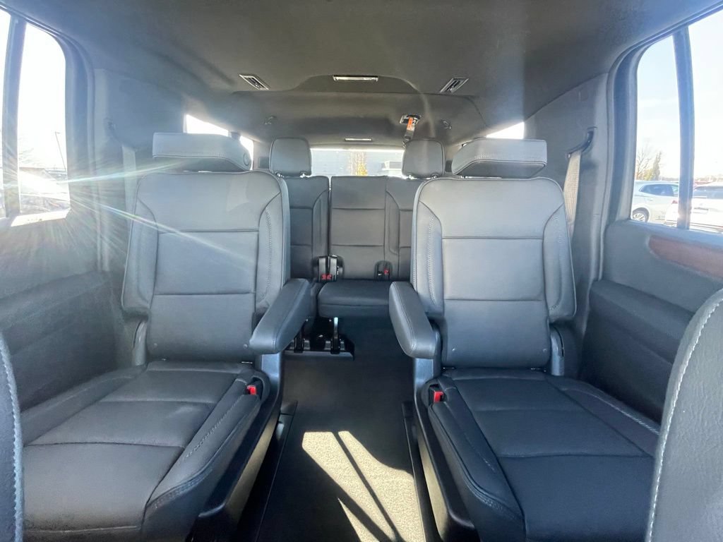 New 2026 GMC Yukon XL Denali w/ Sun & Power Step Package AWD/4WD image 24