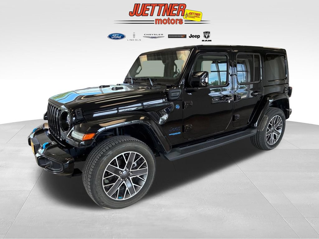 Used 2022 Jeep Wrangler Unlimited Sahara AWD/4WD image 1