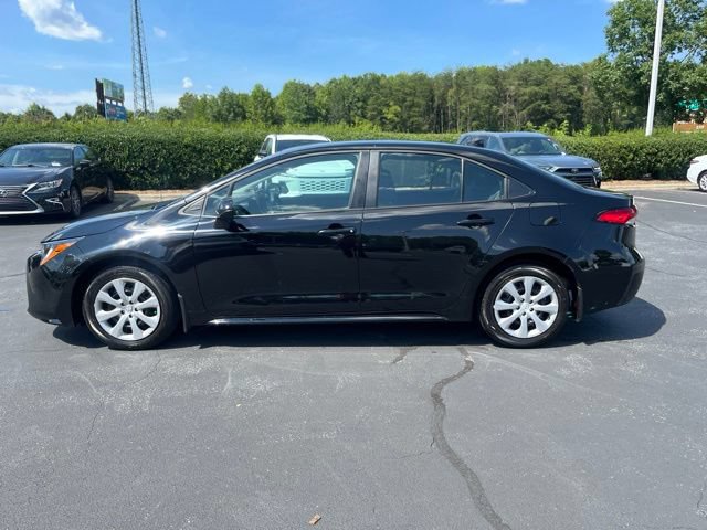 Used 2026 Toyota Corolla LE FWD image 10
