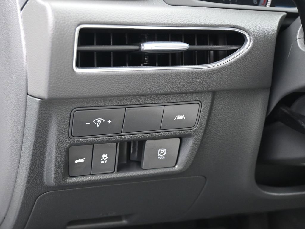 Used 2023 Hyundai Sonata SEL image 15