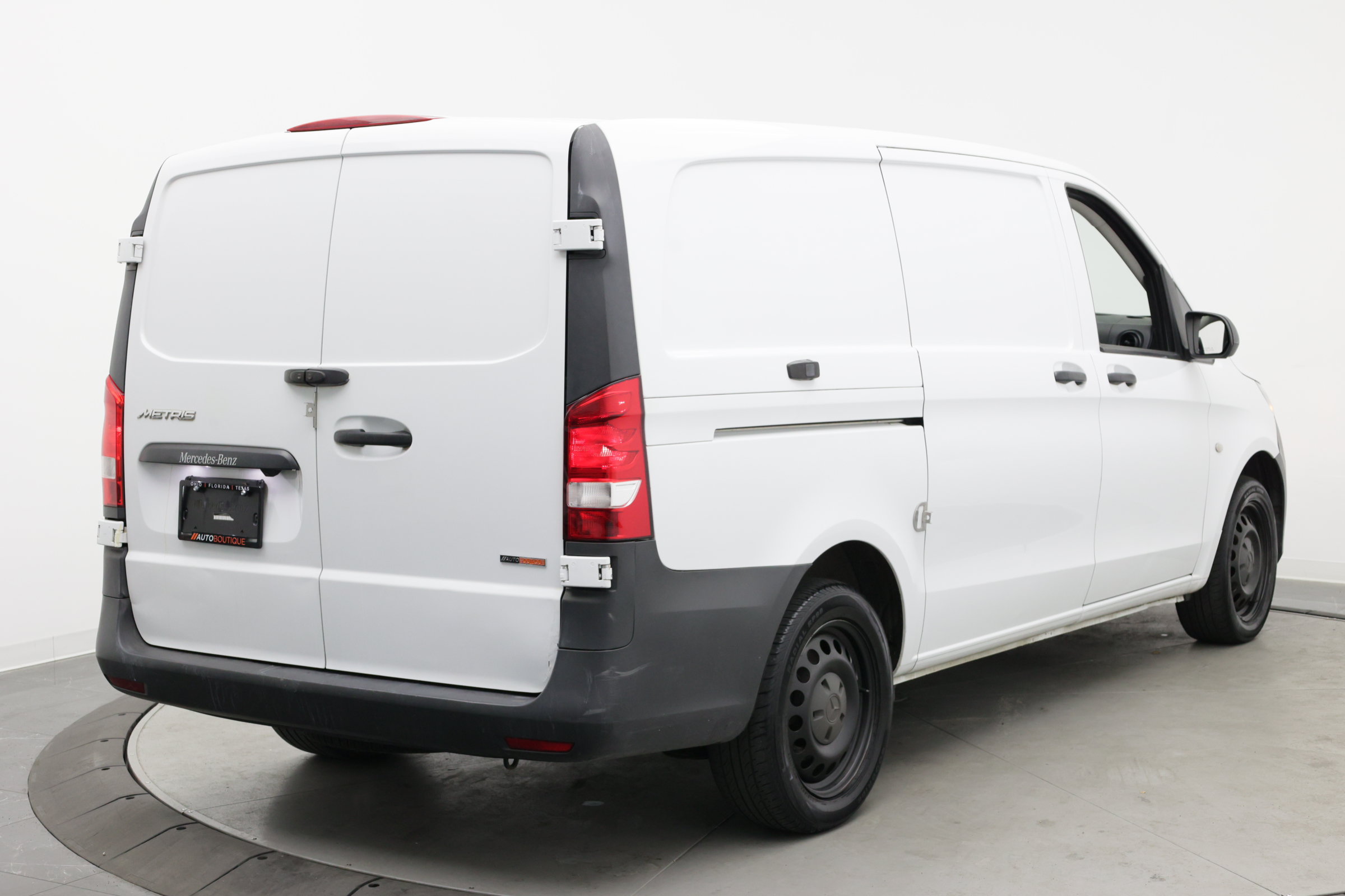 Used 2018 Mercedes-Benz Metris image 7
