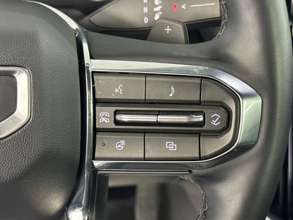 Certified 2026 GMC Acadia Elevation w/ Elevation Premium Package AWD/4WD image 21
