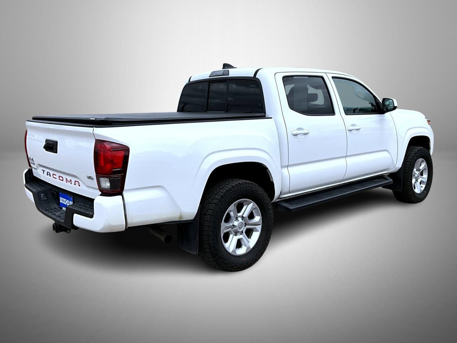 Used 2022 Toyota Tacoma SR AWD/4WD image 5