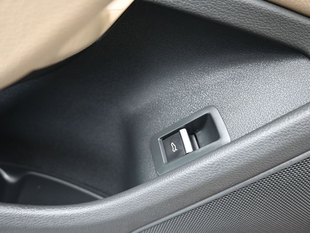 Used 2018 Audi A5 2.0T Premium Plus image 9