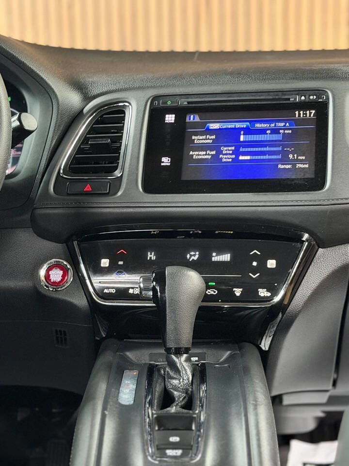 Used 2018 Honda HR-V EX image 12