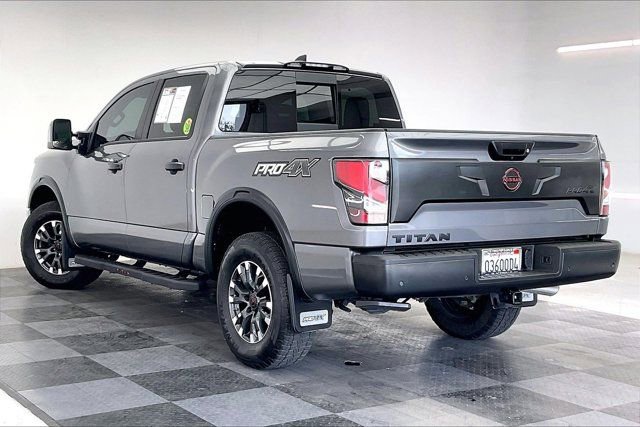 Used 2024 Nissan Titan PRO-4X w/ Pro-4x Convenience Package AWD/4WD image 10