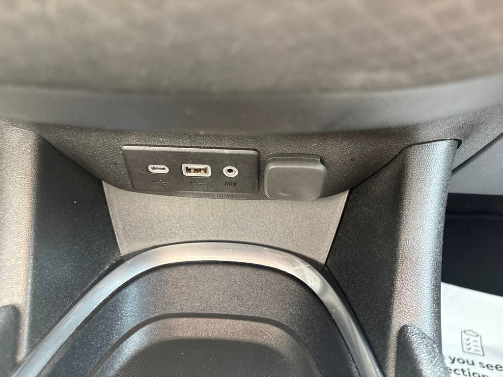Used 2021 Chevrolet Malibu LT FWD image 14