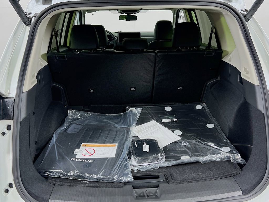 New 2026 Nissan Rogue Platinum w/ Platinum Premium Package image 6