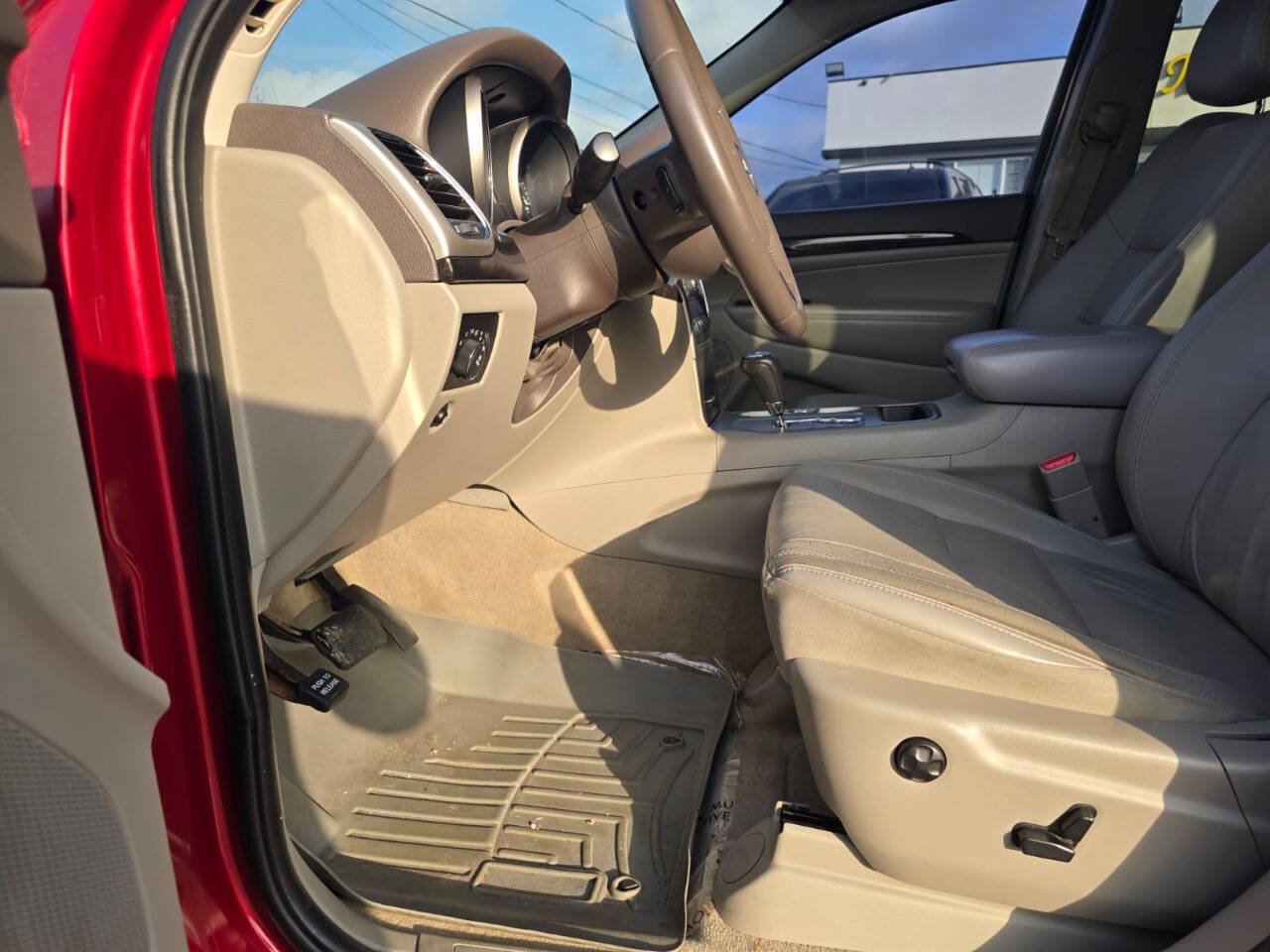 Used 2013 Jeep Grand Cherokee Laredo AWD/4WD image 51