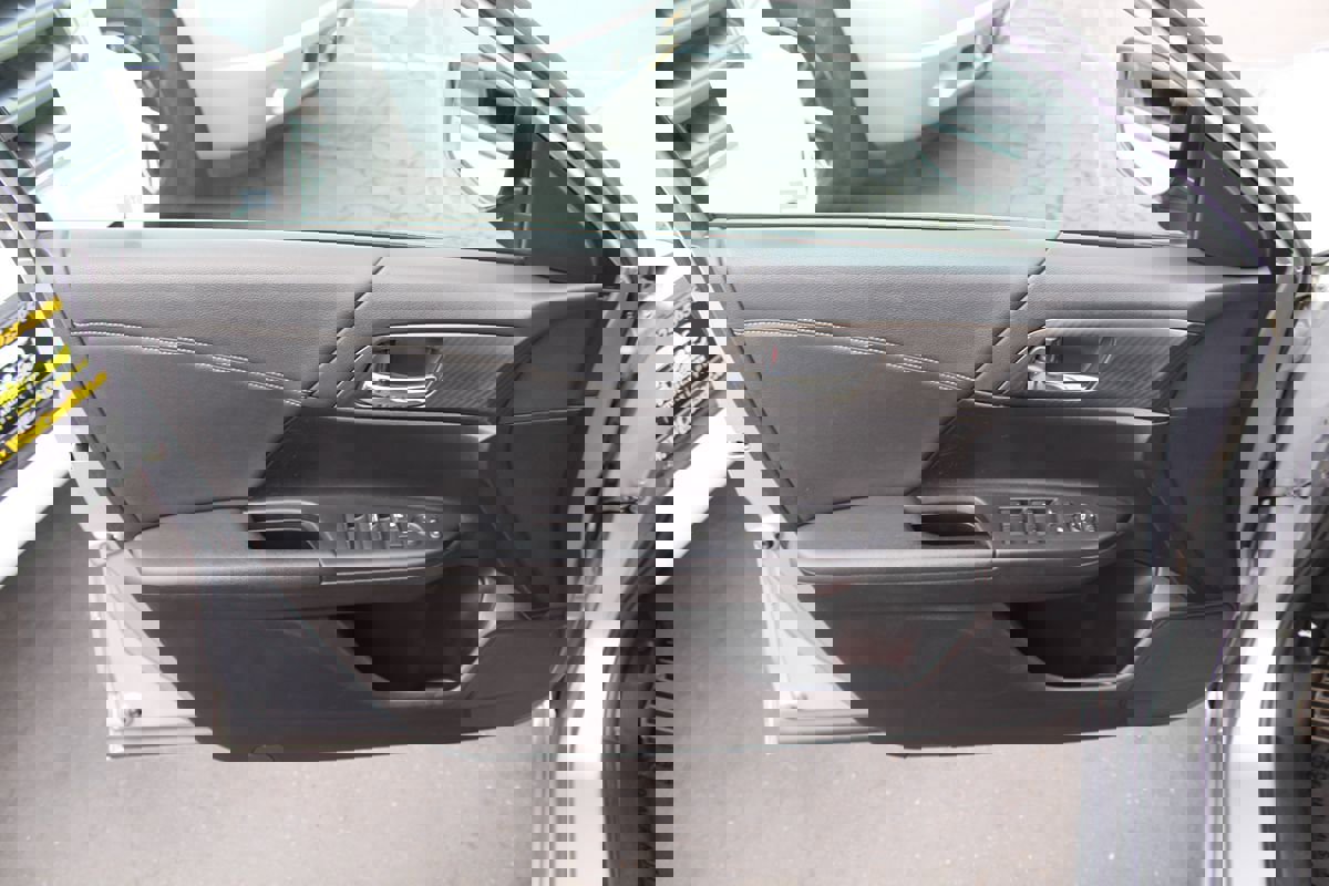 Used 2017 Honda Accord Sport image 15