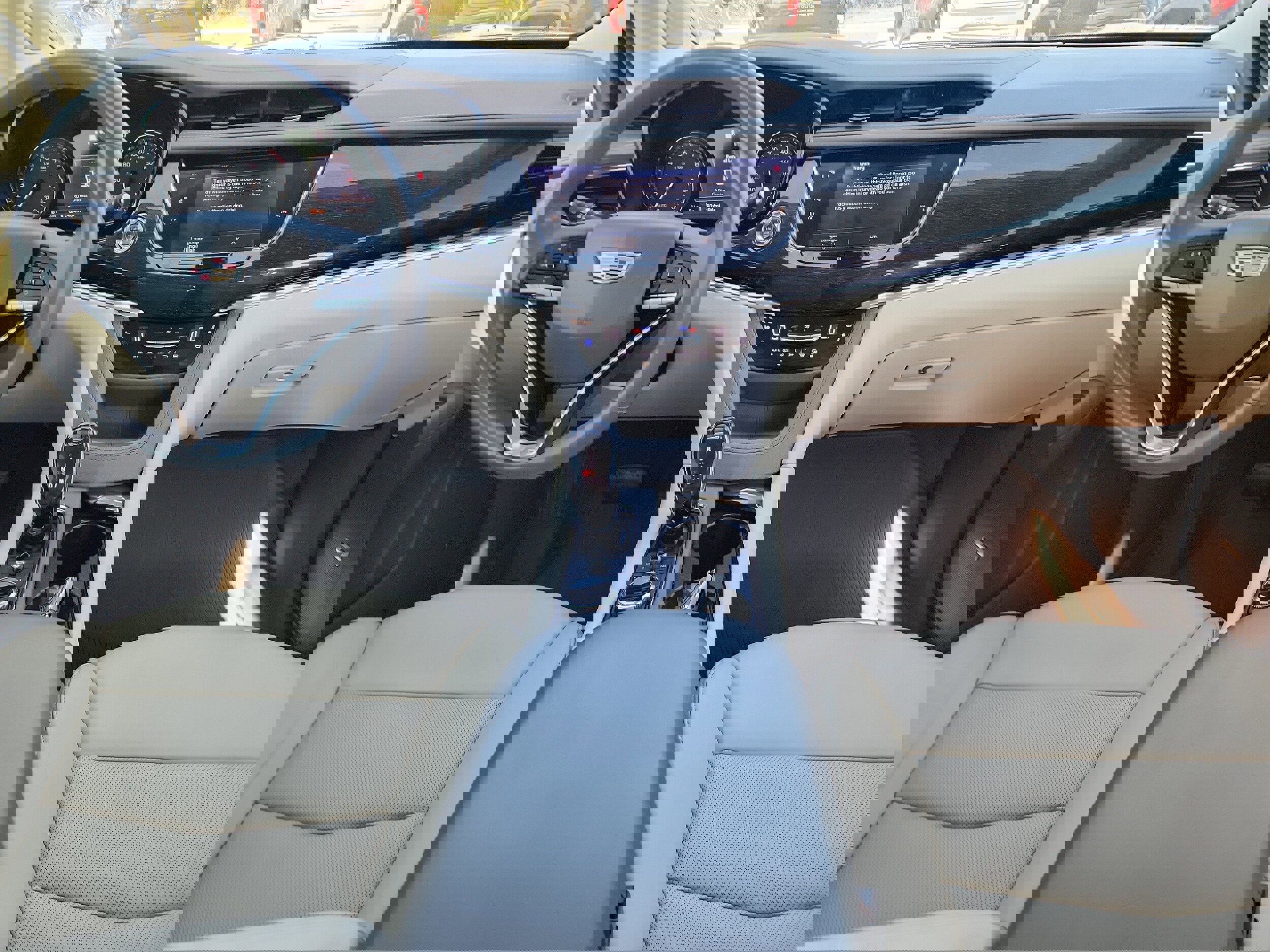 Used 2020 Cadillac XT6 Premium Luxury image 10