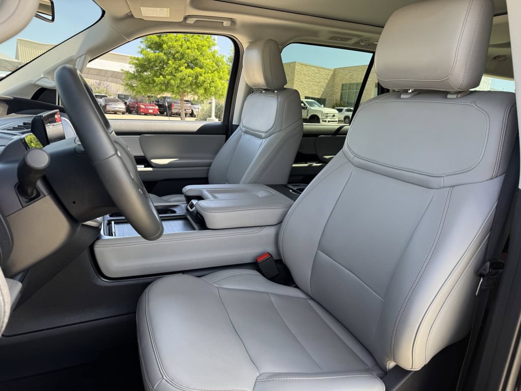 Used 2025 Ford Expedition Max Active RWD image 25