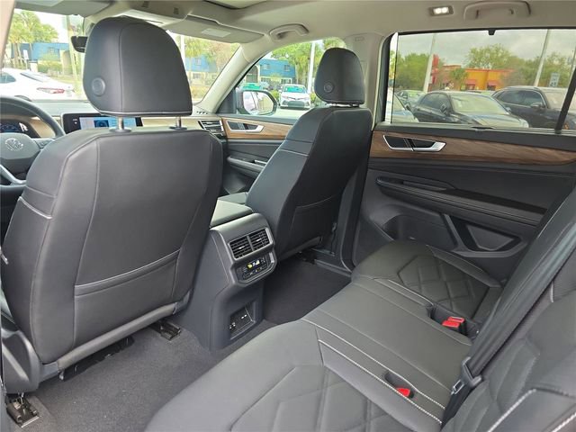 New 2026 Volkswagen Atlas SE image 13