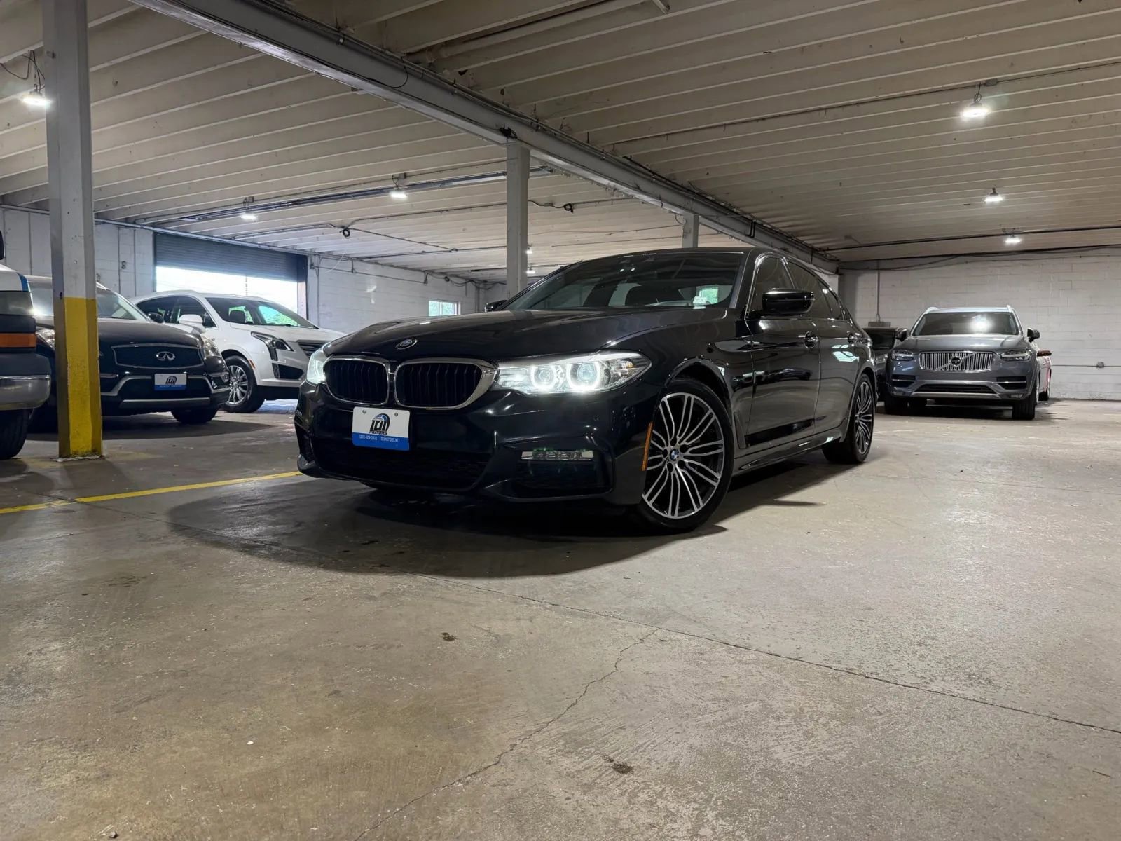 Used 2018 BMW 540i xDrive AWD/4WD image 1