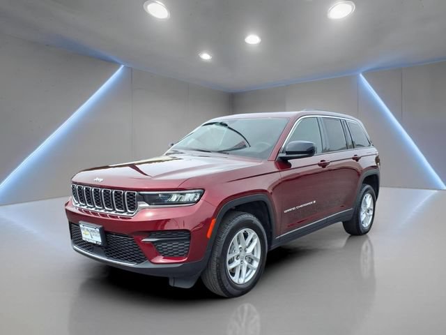 Used 2024 Jeep Grand Cherokee Laredo X w/ Luxury Tech Group I AWD/4WD image 10
