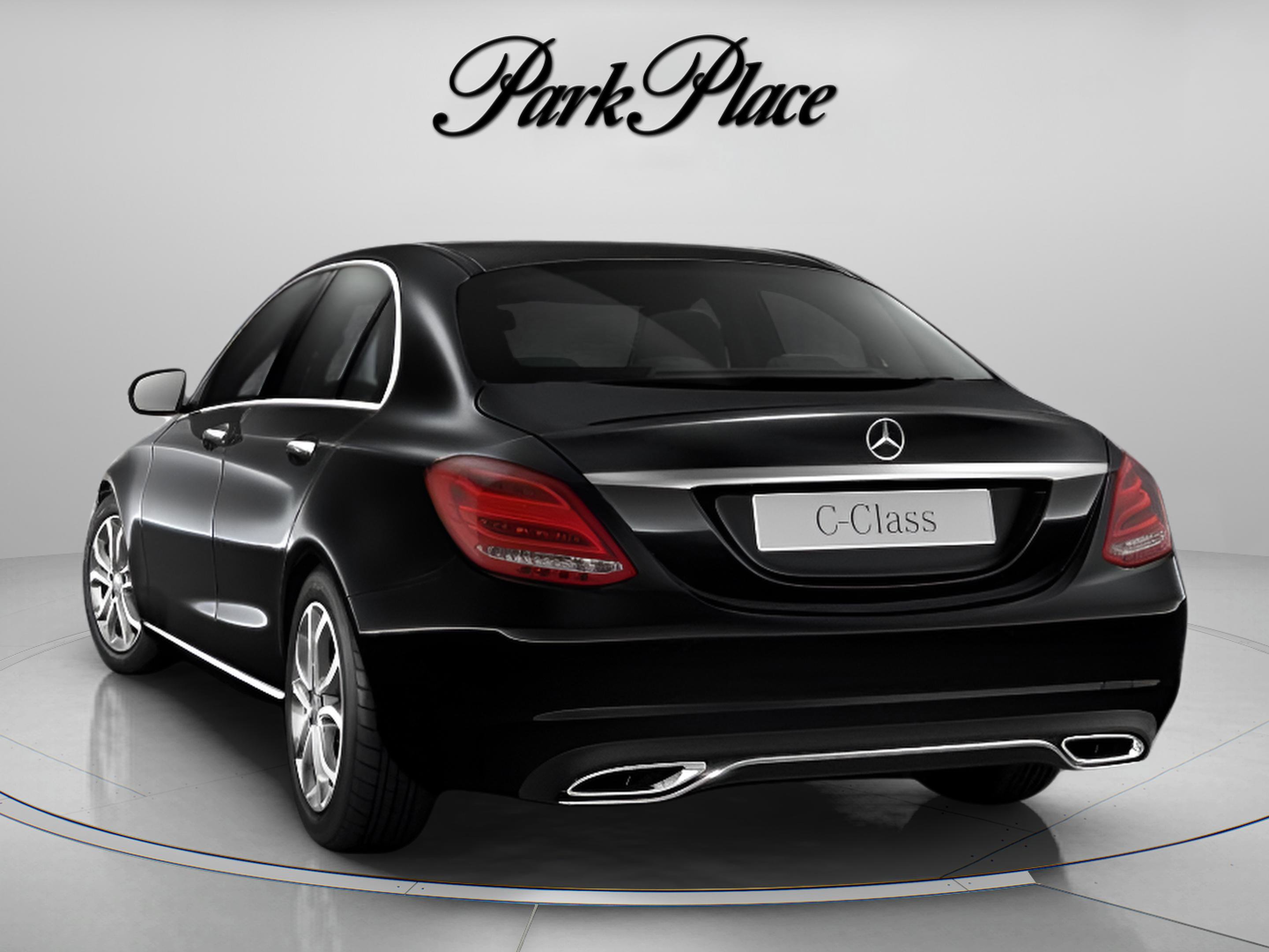 Used 2017 Mercedes-Benz C 300 Sedan image 13