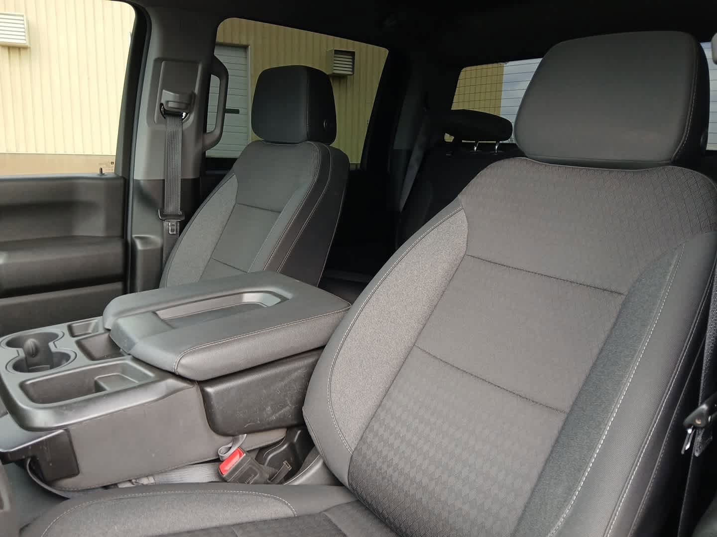 Used 2024 Chevrolet Silverado 2500 Custom w/ Custom Convenience Package image 17